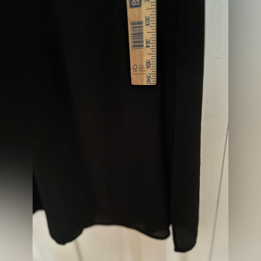 ❤️ 3/$15❤️
H&M crepe ankle length dress - Picture 8 of 14